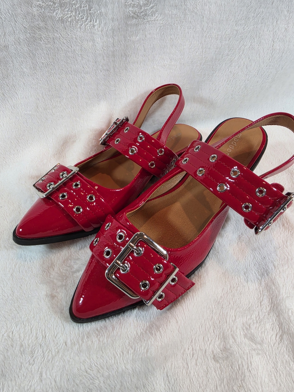 Madden Girl Vardan Womens 10 Red Patent Buckle Slingback Pointed Toe Flats
